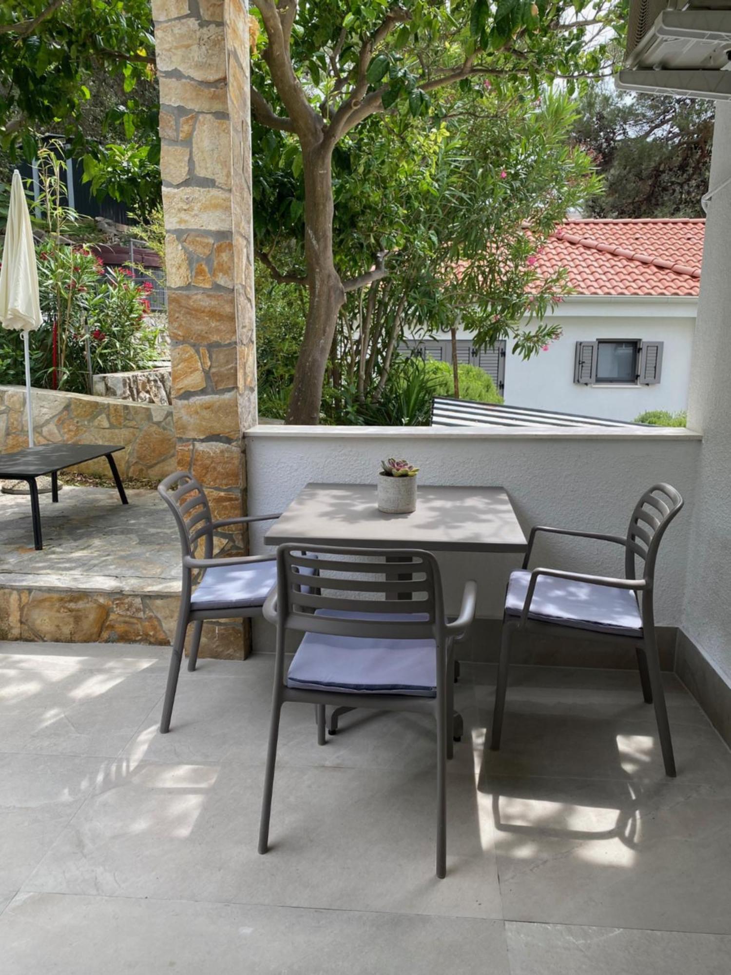 Apartments & Rooms Bianca Mali Lošinj Exterior foto